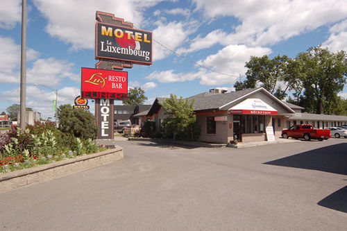 Motel & Hotel Le Luxembourg L'Ancienne-Lorette Екстериор снимка